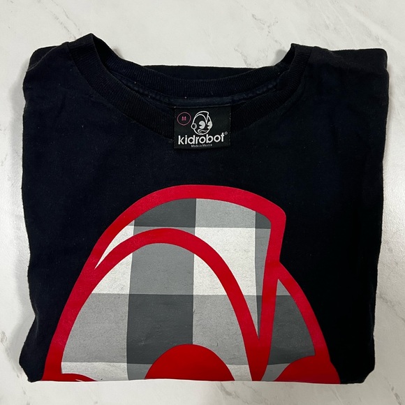 Kid Robot Graphic T-Shirt - Picture 3 of 4